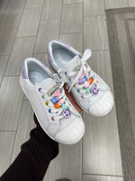 Load image into Gallery viewer, Emel White Charm Sneaker
