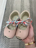 Load image into Gallery viewer, Emel Pink Heart Open Toe Baby Shoe
